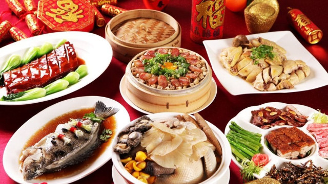 Chinese New Year Reunion dinner with Karaoke & Mahjong