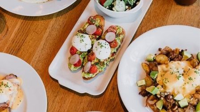 Enjoy Eggs Benny for Only $7 at Earls Kitchen + Bar Brunch Happy Hour
