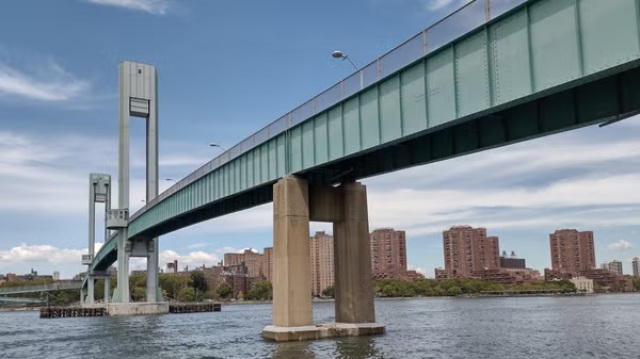 Manhattan to Steinway Street food festival via Randall's Island