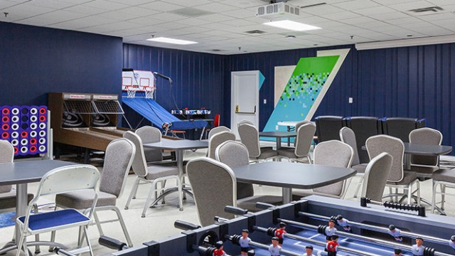 BELMONT REC PEER GAME ROOM